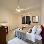 Helios House Villa