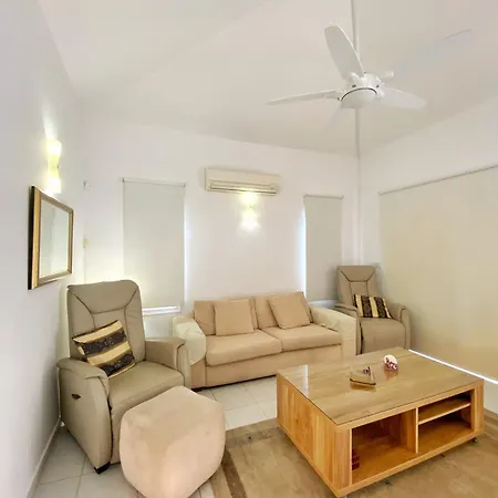 Helios House Villa *