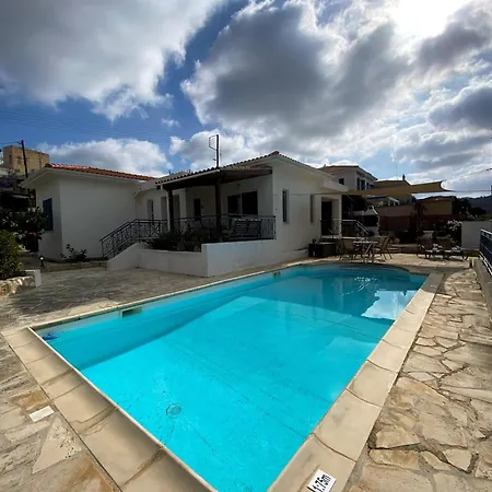 Βίλα Helios House *