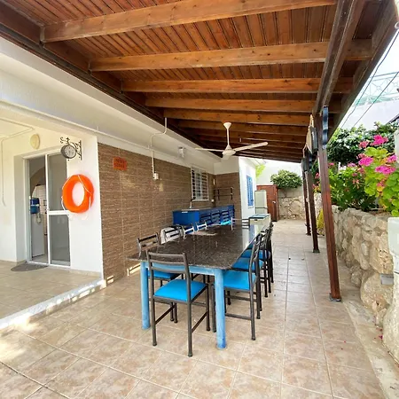 Helios House Villa Mesa Chorio