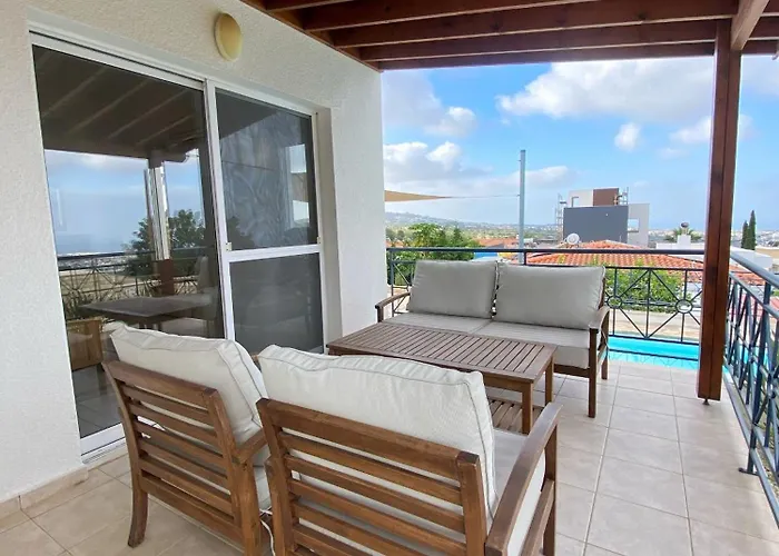 Helios House Βίλα